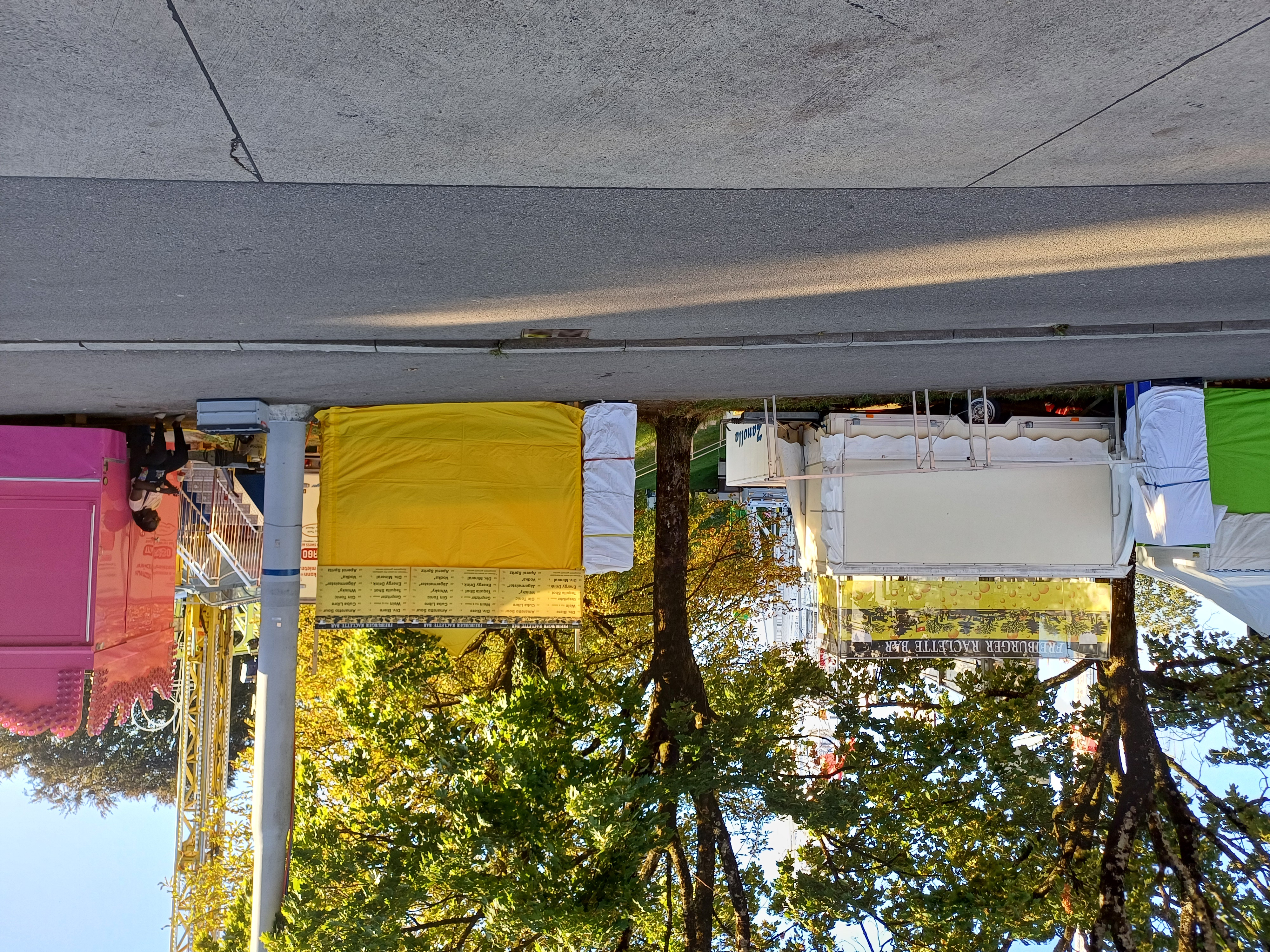 181312 – Freiburger Raclette Bar